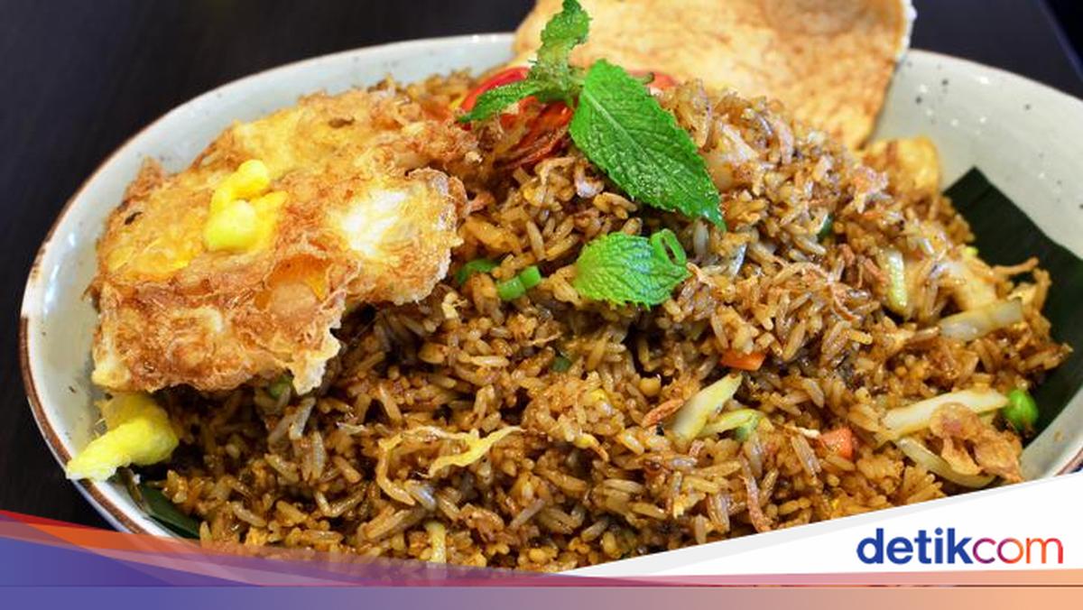 Nasi Goreng Flores: Rasa yang Menggigit Jiwa di Jantung Cilacap