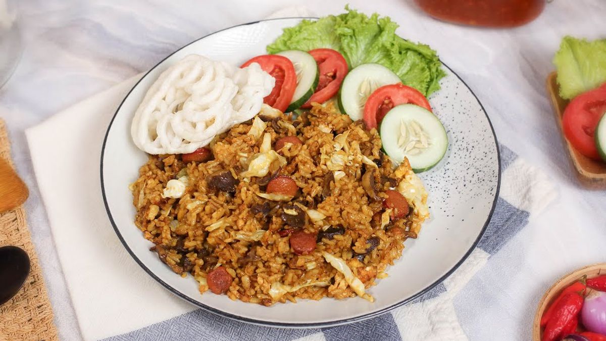 Nasi Goreng Flores: Rasa yang Menggigit Jiwa di Jantung Cilacap